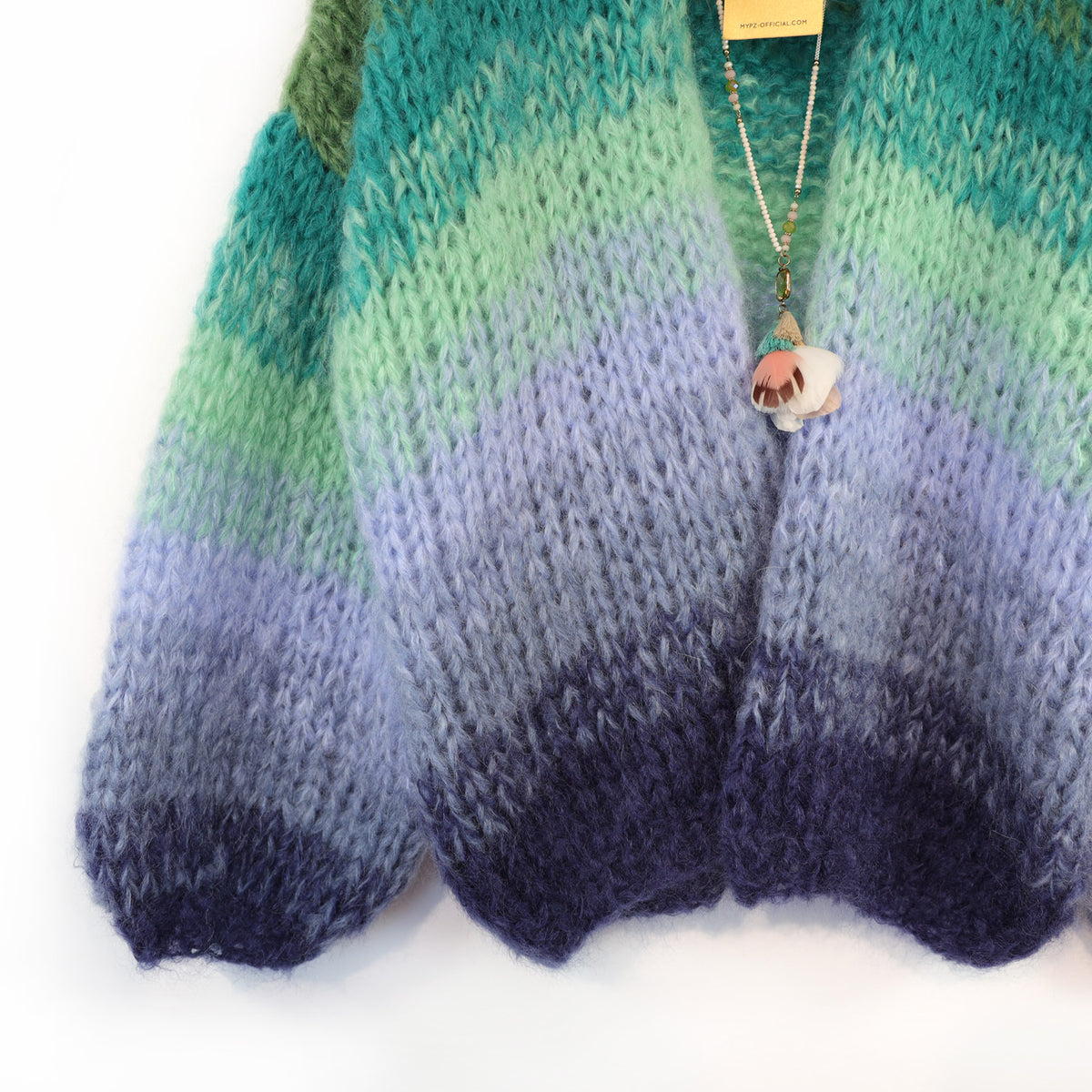 Stickmönster – MYPZ Chunky Mohair-kofta Mystic Lagoon nr 15 (ENG-DE-NL-ES-FR-IT-DA-SV-NO)