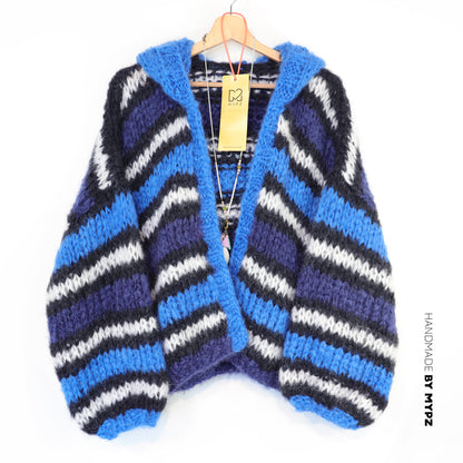 Stickmönster – MYPZ Hooded Chunky Mohair Bomber Cardigan Blue No.15 (ENG-DE-NL-ES-FR-IT-DA-SV-NO)
