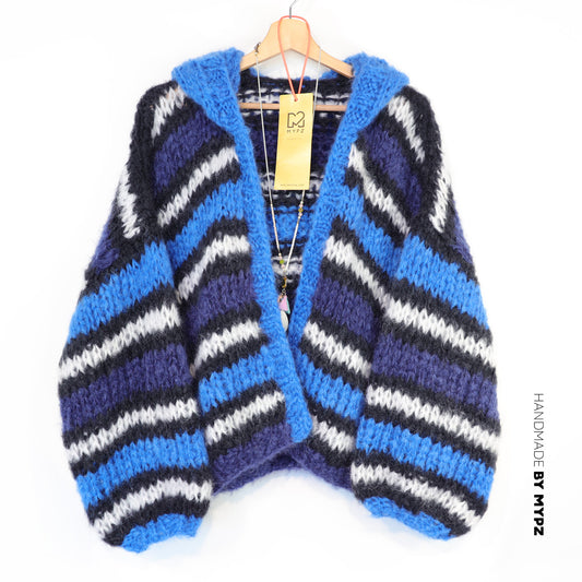 Stickmönster – MYPZ Hooded Chunky Mohair Bomber Cardigan Blue No.15 (ENG-DE-NL-ES-FR-IT-DA-SV-NO)