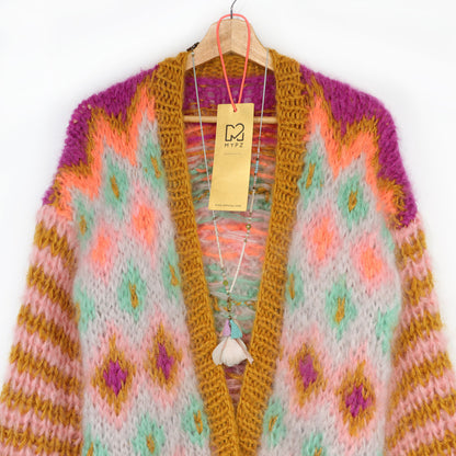 Stickmönster – Chunky Mohair-jacka Flora nr 12 (ENG-DE-NL-ES-FR-IT-DA-SV-NO)
