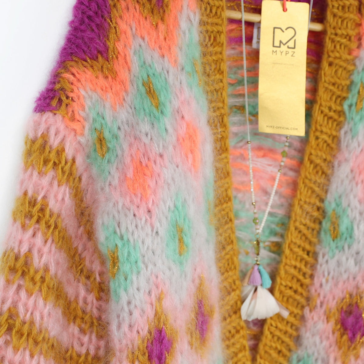 Stickmönster – Chunky Mohair-jacka Flora nr 12 (ENG-DE-NL-ES-FR-IT-DA-SV-NO)